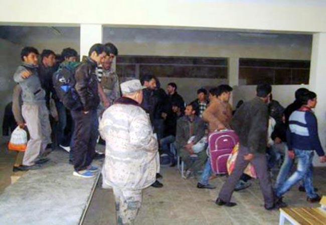 Iran Expels 100,000 Afghan  Refugees Last Solar Year